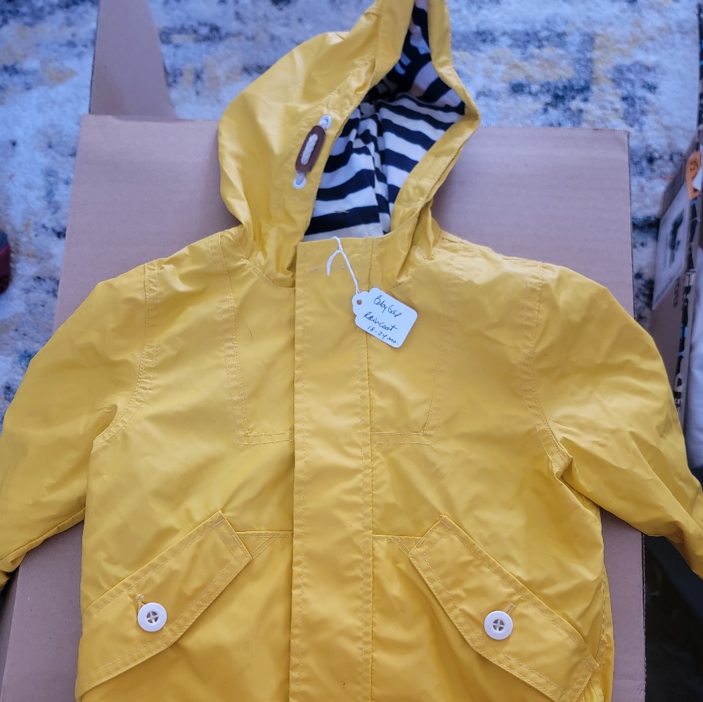Baby Gap raincoat 18-24 mo
